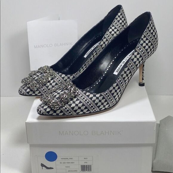 Manolo Blahnik Hangisi 70 Embellished Print Pumps - Picture 12 of 12
